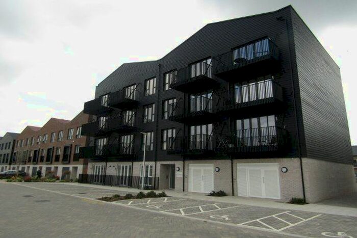 1 Bedroom Flat To Rent In 46 Common Creek Wharf, Rochester ME1