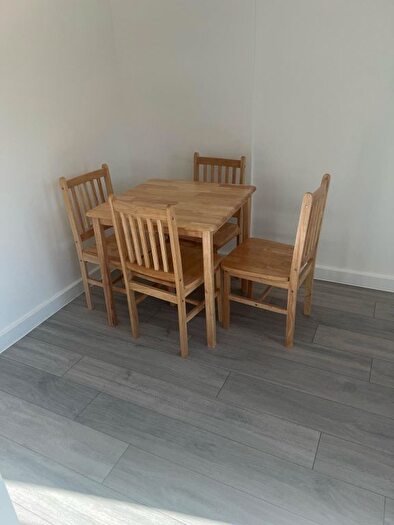 Studio To Rent In Blunts Avenue, West Drayton, Greater London, UB7