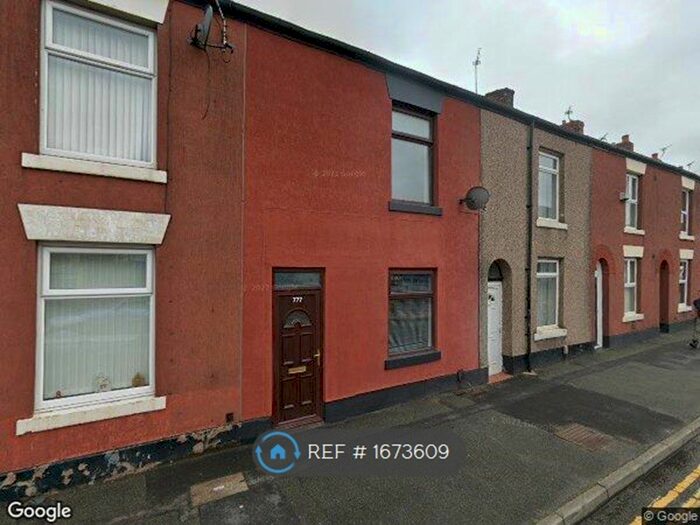 2 Bedroom Terraced House To Rent In Manchester Road, Rochdale, OL11