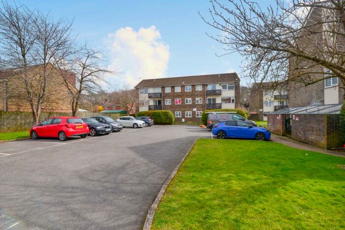 1 Bedroom Flat To Rent In Thames Court, Crombie Close, Waterlooville, Hampshire, PO8