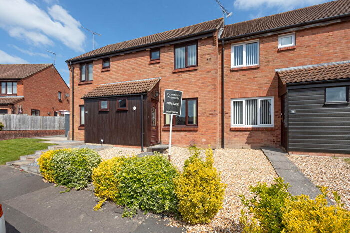 2 Bedroom Terraced House For Sale In Kemp Close, Devizes, Wiltshire, SN10