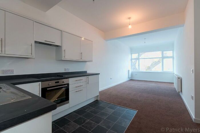 1 Bedroom Apartment To Rent In Rushey Green, Catford, SE6