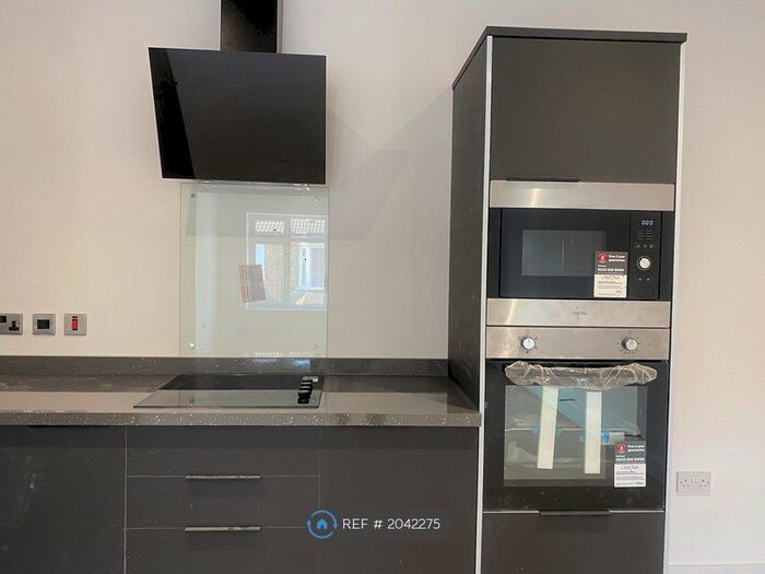 2 Bedroom Flat To Rent In Marlborough Club, Hull, HU5