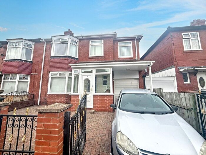5 Bedroom Semi Detached House For Sale In Gowland Avenue, Fenham, Newcastle Upon Tyne, NE4