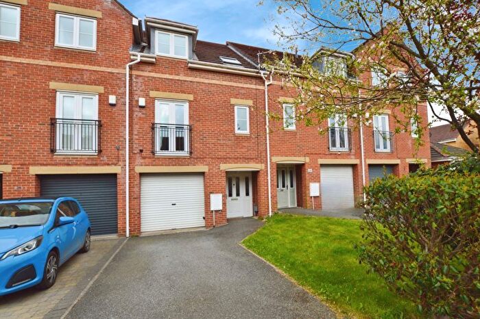 5 Bedroom Town House For Sale In Heather Lea, Blyth, NE24