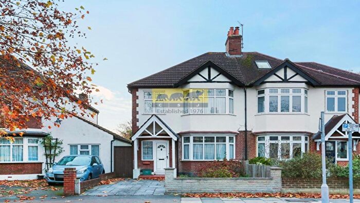 3 Bedroom Semi-detached House For Sale In Dorset Road, Wimbledon, London, SW19