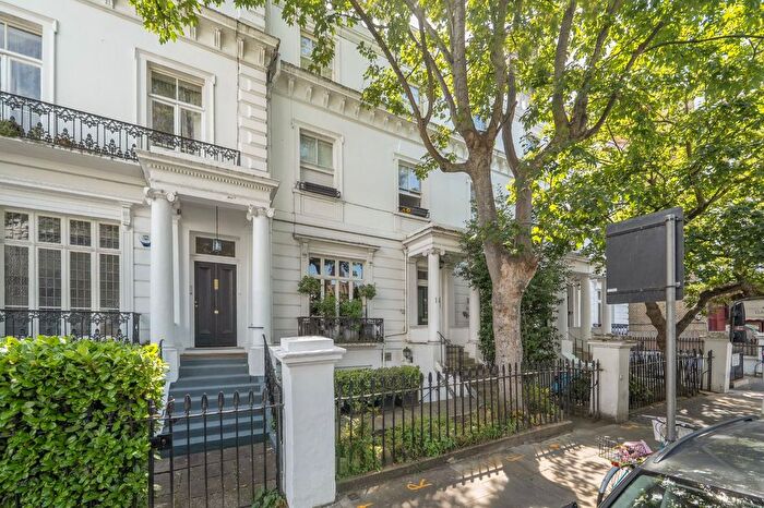 3 Bedroom Flat For Sale In Thurloe Street, South Kensington, SW7