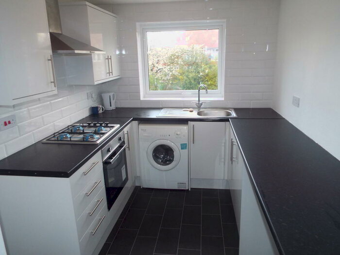 2 Bedroom Maisonette To Rent In LLanberis Grove, Nottingham, NG8
