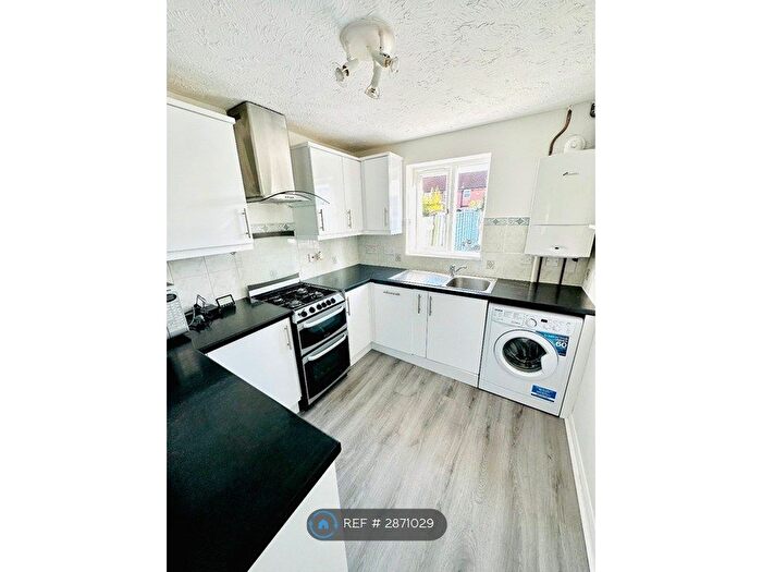 4 Bedroom End Of Terrace House To Rent In Grovehurst Road, Dartford, DA1