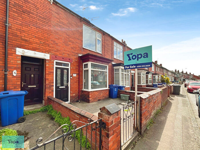 3 Bedroom Terraced House For Sale In Littlemoor Lane, Balby, Doncaster, DN4