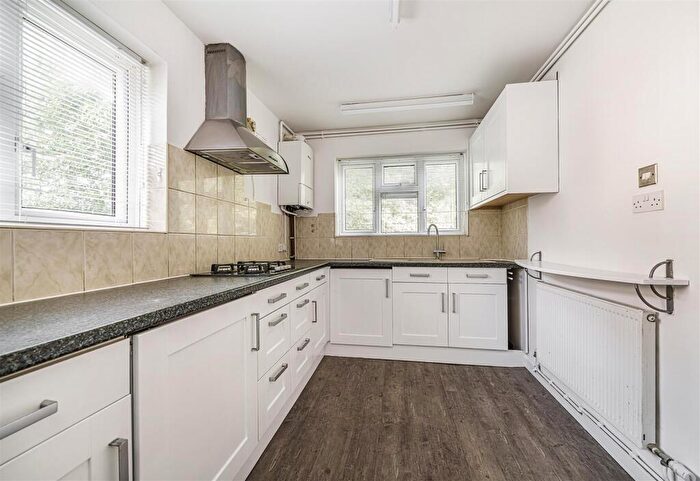 2 Bedroom Flat To Rent In Sycamore House, Bromley Road, Shortlands, BR2