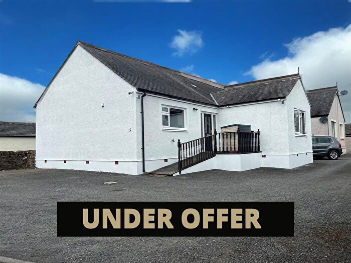 2 Bedroom Terraced Bungalow For Sale In Lockerbie Road, Dumfries, DG1