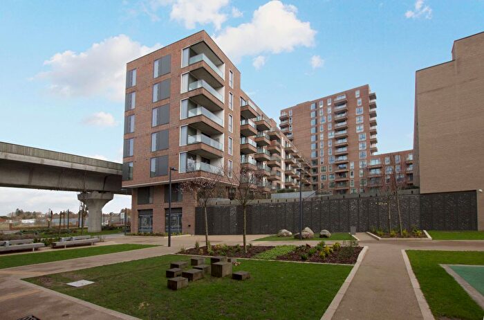 1 Bedroom Flat To Rent In Agnes George Walk, Lonodn, E16