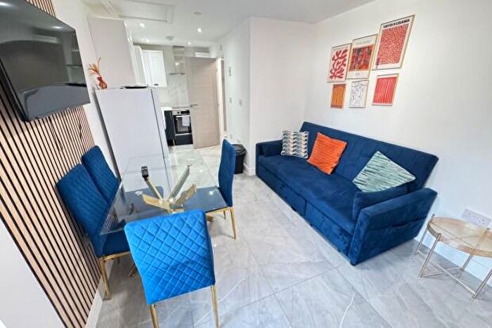 1 Bedroom Flat To Rent In Bruce Street Cardiff, CF24