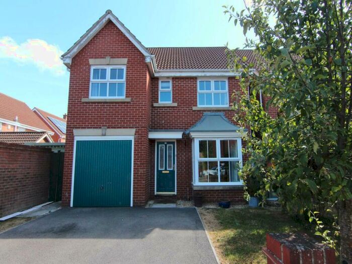 4 Bedroom House To Rent In The Seven Acres, Weston Village, Weston-super-Mare, BS24