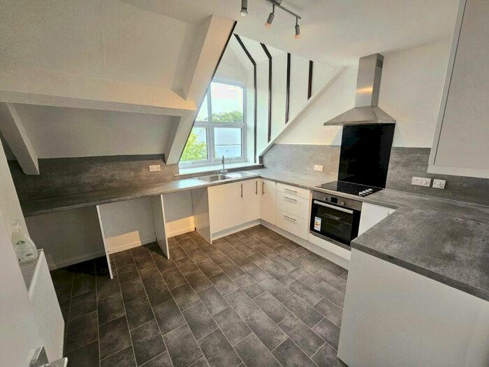 3 Bedroom Apartment To Rent In High Street, Builth Wells, Powys, LD2