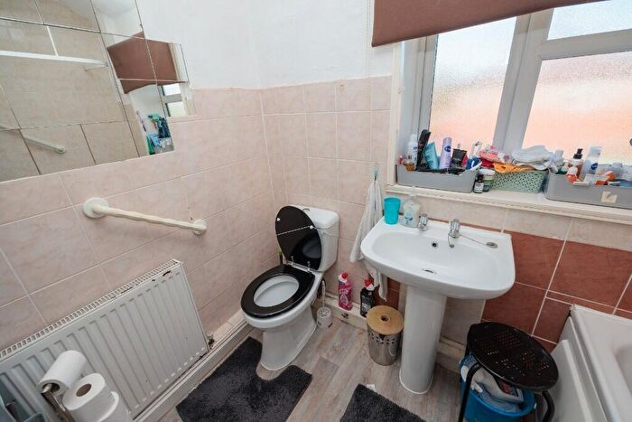 2 Bedroom End Of Terrace House For Sale In Christleton Drive, Ellesmere Port, Cheshire, CH66