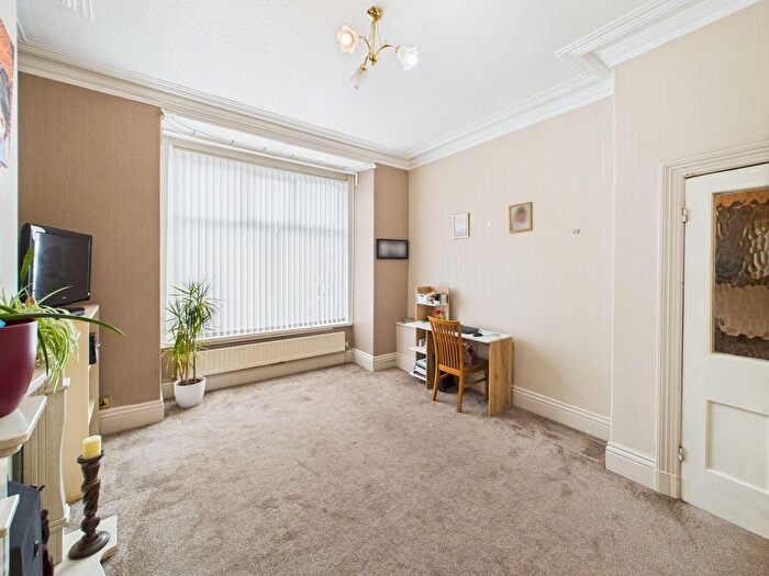 3 Bedroom End Of Terrace House For Sale In Glade Street, Heaton, Bolton, BL1