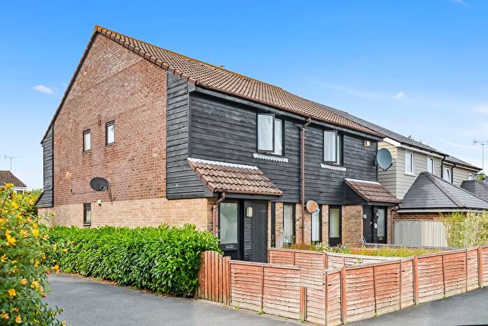 1 Bedroom Maisonette For Sale In Bath Road, Willesborough, TN24