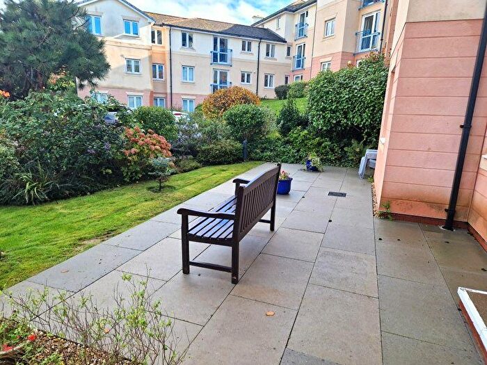 1 Bedroom Flat For Sale In Rolle Road, Exmouth, EX8