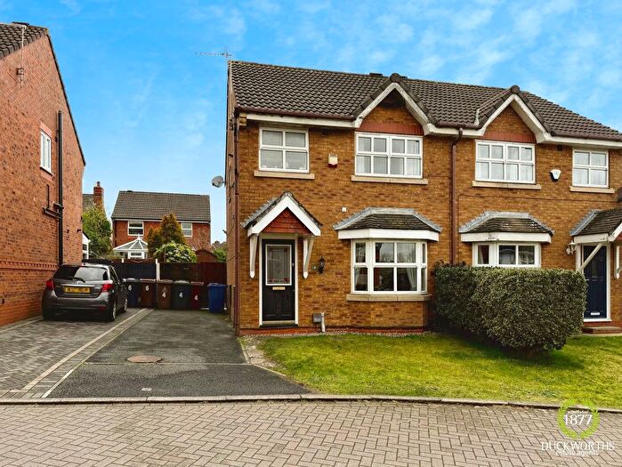 3 Bedroom Semi Detached House For Sale In Cravens Hollow, Blackburn, BB2