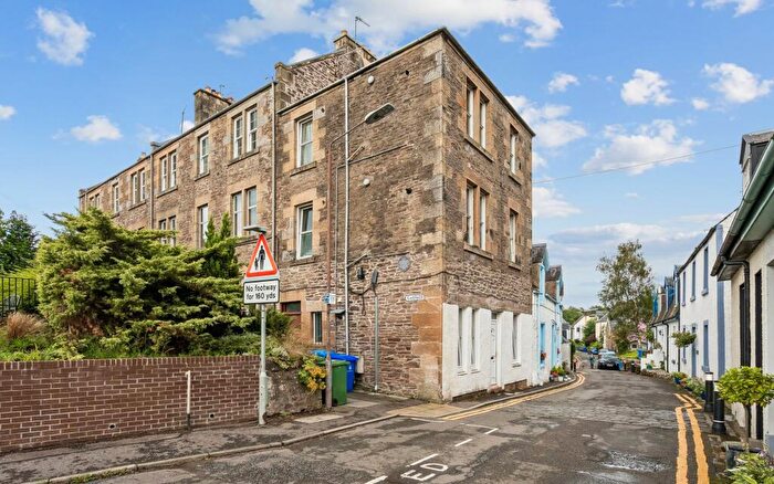 1 Bedroom Flat For Sale In Ramoyle, Dunblane, FK15