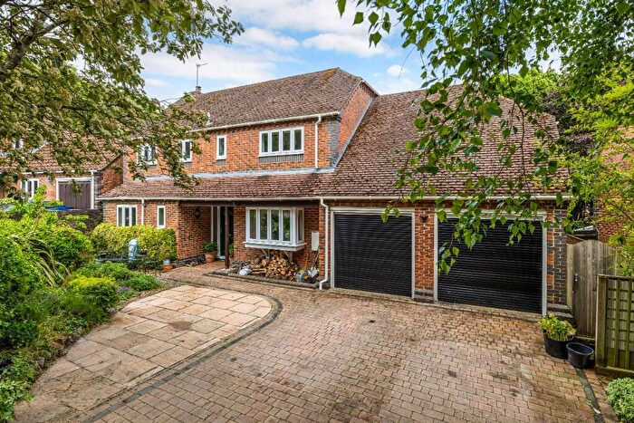 4 Bedroom Detached House For Sale In Kiln Drive, Curridge, RG18