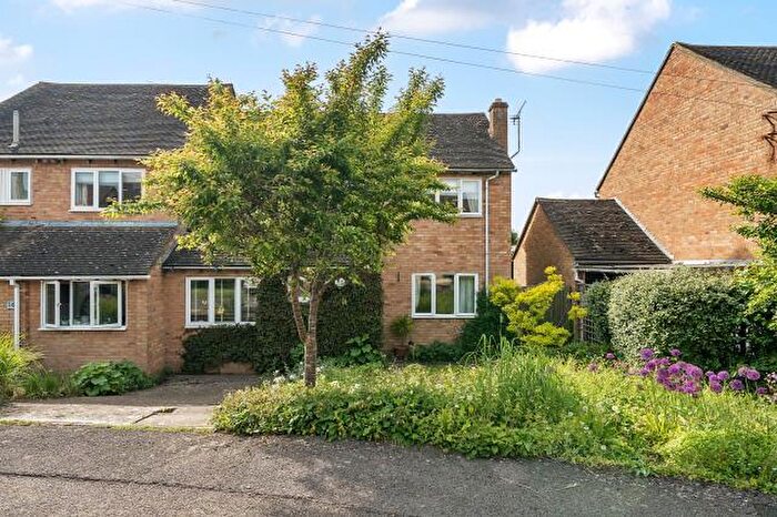 4 Bedroom Semi-Detached House For Sale In Pumbro, Stonesfield, Witney, OX29