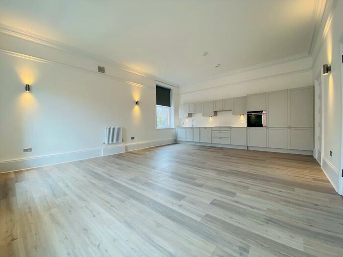 2 Bedroom Apartment To Rent In St. Marys Gate, Derby, DE1