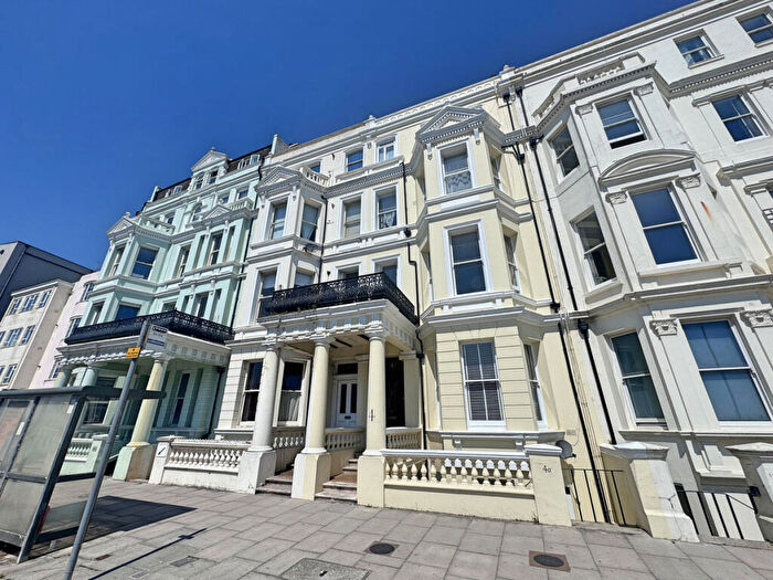 2 Bedroom Apartment For Sale In St Aubyns Gardens, Hove, BN3