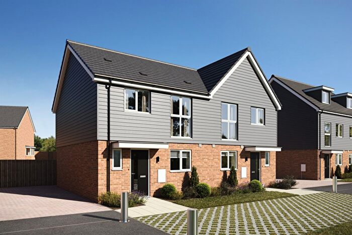 4 Bedroom Semi-detached House For Sale In Smokestack Grove, Wellingborough, NN8