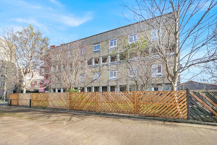 3 Bedroom Property For Sale In Baroness Road, Shoreditch, E2