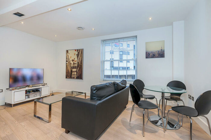 1 Bedroom Flat To Rent In Deptford Bridge, SE8