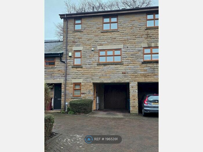 3 Bedroom Terraced House To Rent In Church Gardens, Longridge, PR3