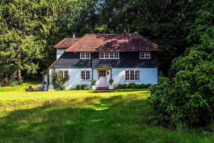 2 Bedroom Detached House To Rent In Feathercombe Lane, Hambledon, Godalming, GU8