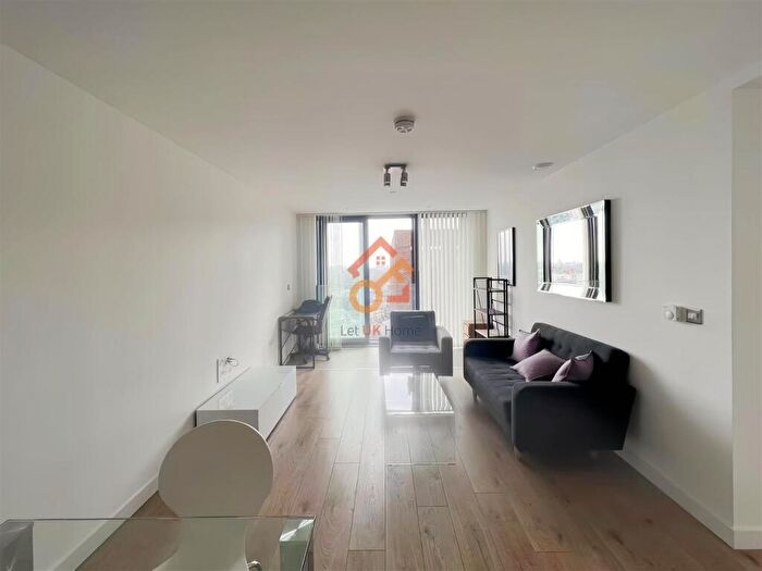 1 Bedroom Flat To Rent In Stratosphere Tower, Great Eastern Road, London, E15