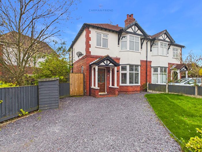 3 Bedroom Semi Detached House For Sale In Maytree Avenue, Vicars Cross, CH3