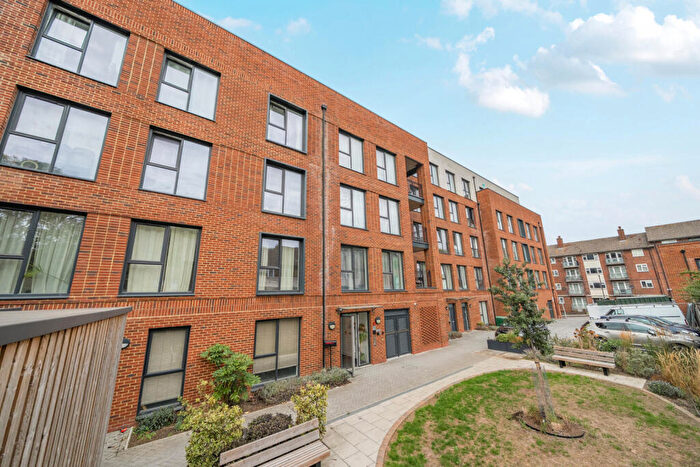 1 Bedroom Apartment For Sale In Kerslake Mews, Woolwich, SE18