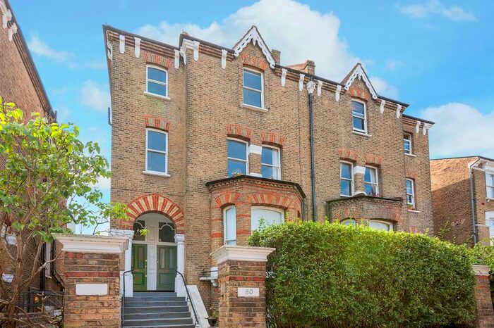 4 Bedroom Flat To Rent In Lordship Park, London, N16