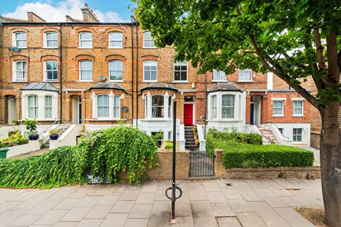 5 Bedroom Terraced House For Sale In Tufnell Park Road, Tufnell Park, N7