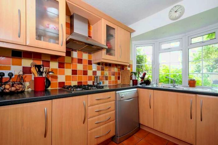 3 Bedroom End Of Terrace House To Rent In Fairlawns, Sunbury On Thames, TW16