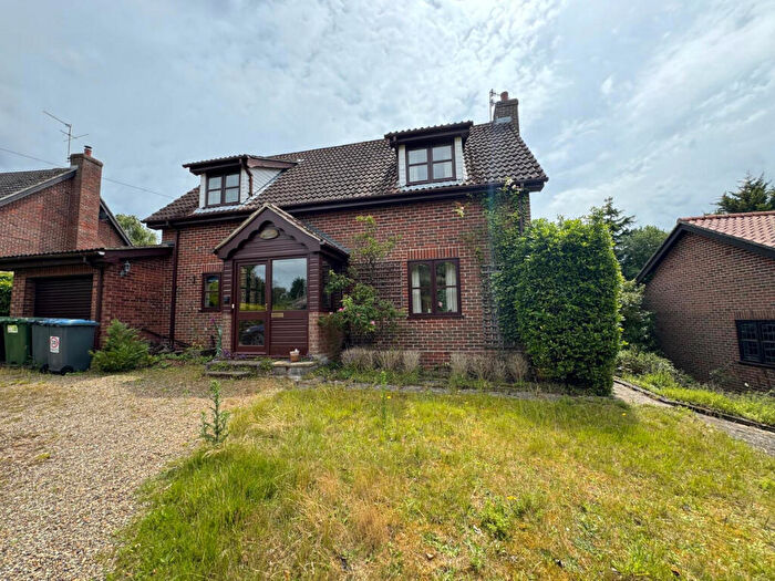 3 Bedroom Detached House For Sale In The Beeches Dunwich Road, Saxmundham, IP17