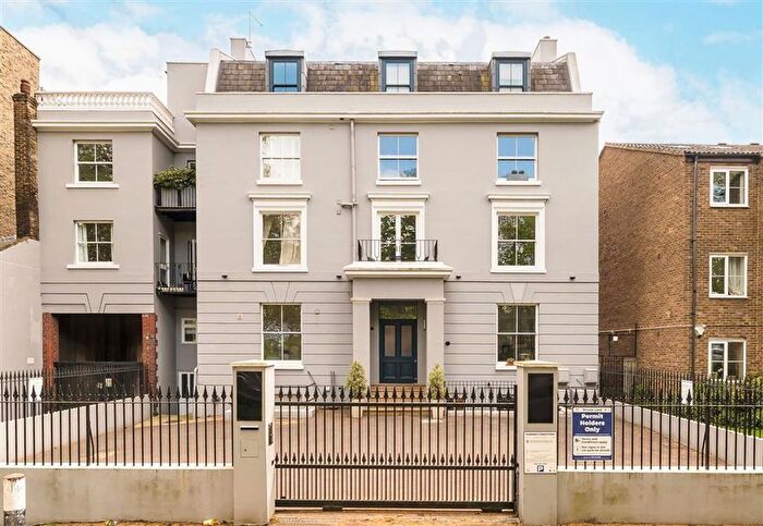1 Bedroom Flat For Sale In Clapham Common South Side, Clapham, SW4