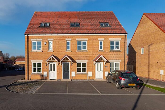 3 Bedroom Town House To Rent In Friars Close, Northallerton, DL6