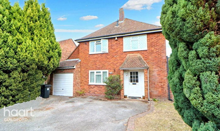4 Bedroom Detached House For Sale In Weston Way, Woking, GU22