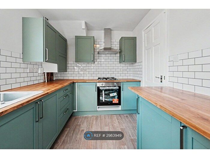 3 Bedroom Semi-detached House To Rent In Larchdale Close, Ellesmere Port, CH66