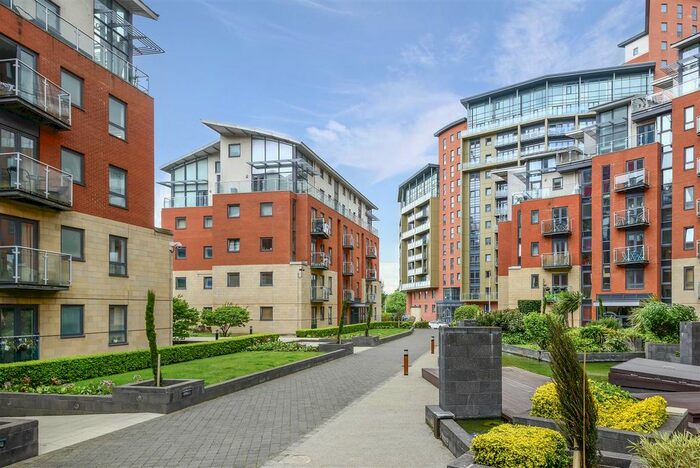 1 Bedroom Flat To Rent In Gotts Road, Leeds, LS12