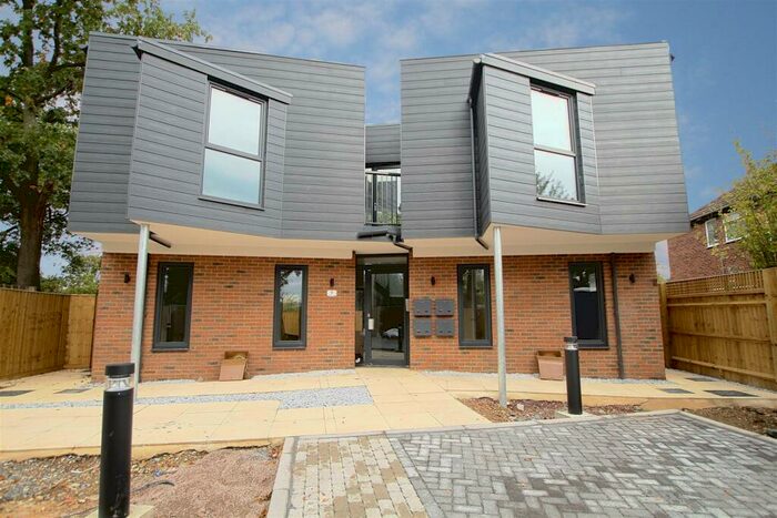 1 Bedroom Apartment To Rent In Princes Close, London, NW9