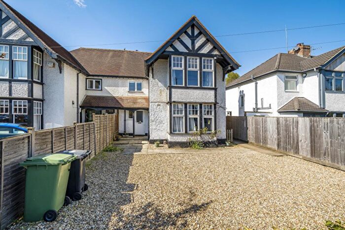 2 Bedroom Flat To Rent In Kennington, Oxford, OX1