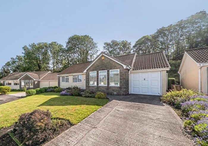 3 Bedroom Detached Bungalow For Sale In Charlton Close, Shepton Mallet, BA4